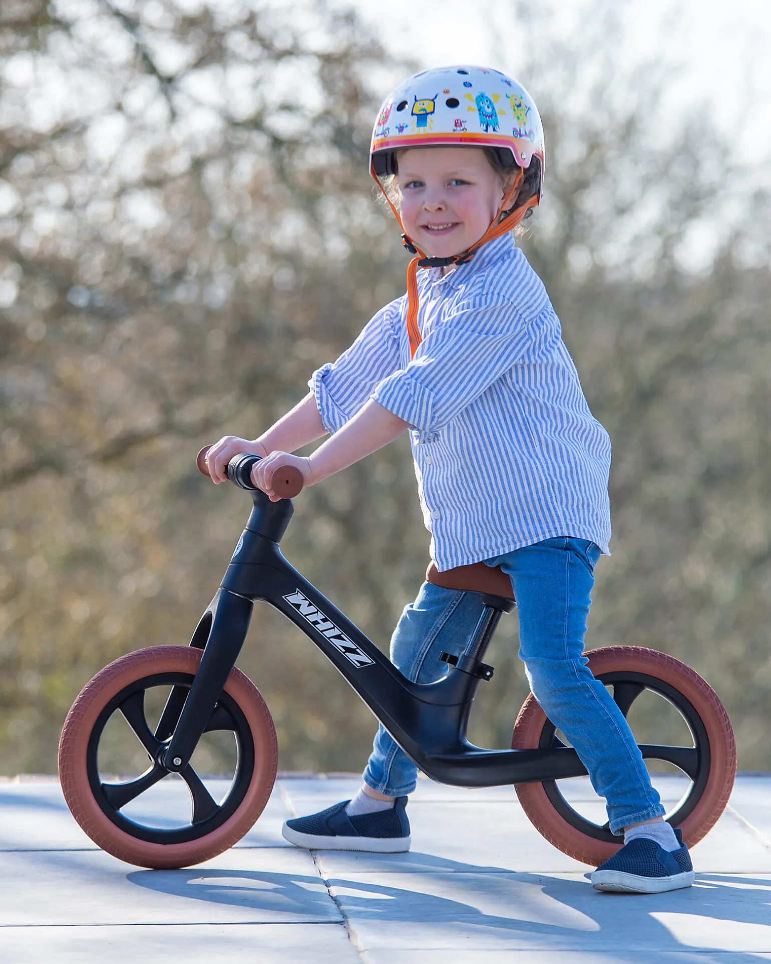 Bicicletta senza Pedali Whizz - Nera - Sviluppa l'Equilibrio - +2 Anni