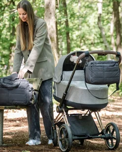 Borsa Cambio Passeggino Trapuntata - Nero - 12 L - Fatta con Bottiglie di Plastica Riciclata