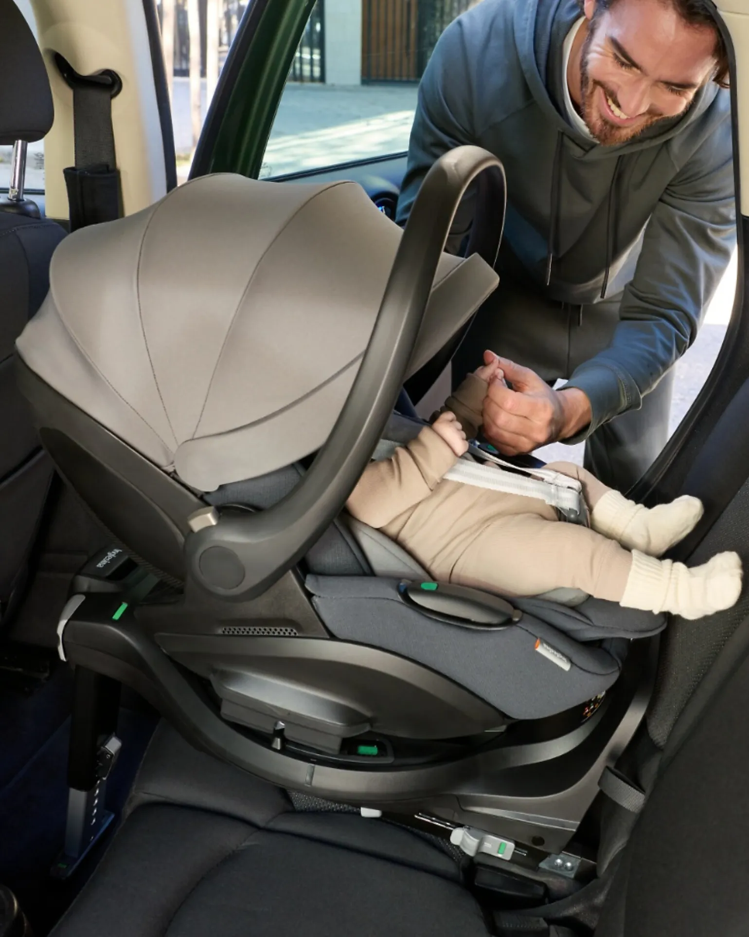Electa System Quattro - Garage Grey - Seduta All Season + Culla Open Up + Standup + Seggiolino Auto Darwin Recline