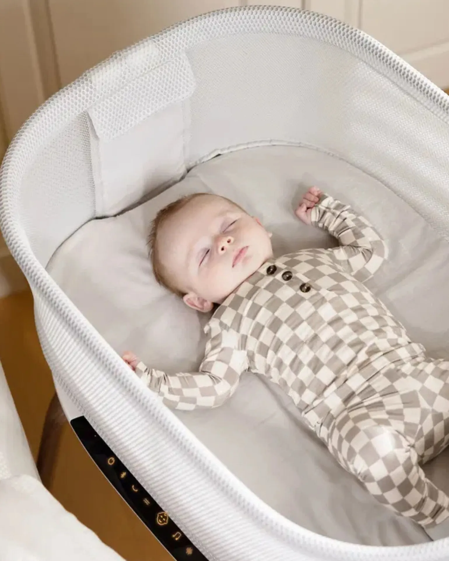 Eluma Nest - Luna - Culla Smart con Movimento Automatico e Suoni Rilassanti