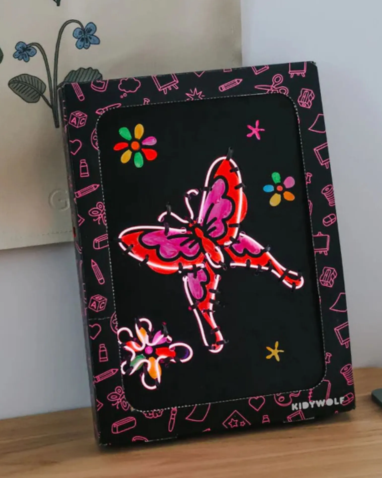 Kit Creativo Kidyneon - Rosa - Crea e Illumina le tue Idee
