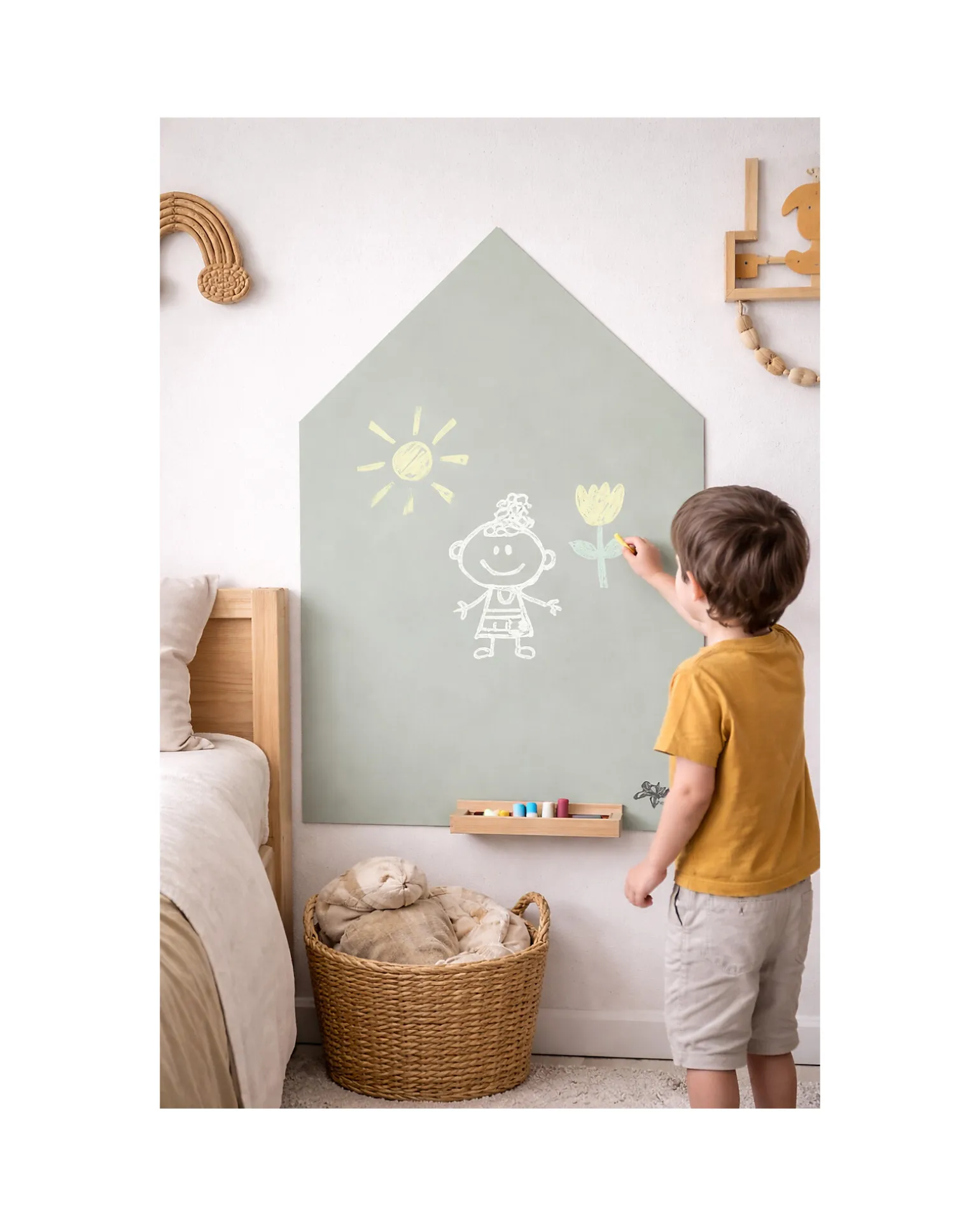 Lavagna Magnetica da Parete MagneKids™ - Casetta - 70x44 cm - Verde Salvia - Installazione Facile Senza Fori