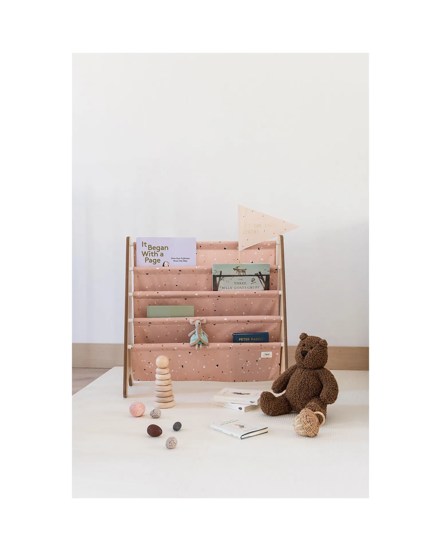 Libreria Frontale Montessoriana - Terrazzo Argilla - Poliestere Riciclato - 61x63 x25,4 cm