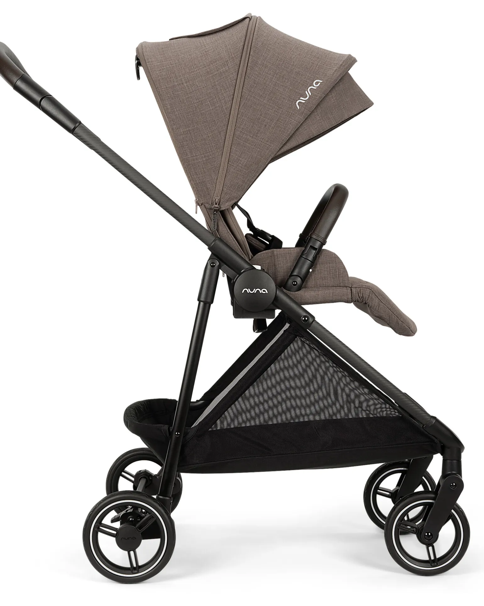 Passeggino Ixxa Next - Chestnut - Ultraleggero e Compatto solo 6Kg!