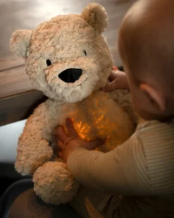 Peluche Orsetto Bo con Suoni Bianchi, Ninne Nanne e Luce Notturna - Taupe - con Rilevamento del Pianto - +0 mesi