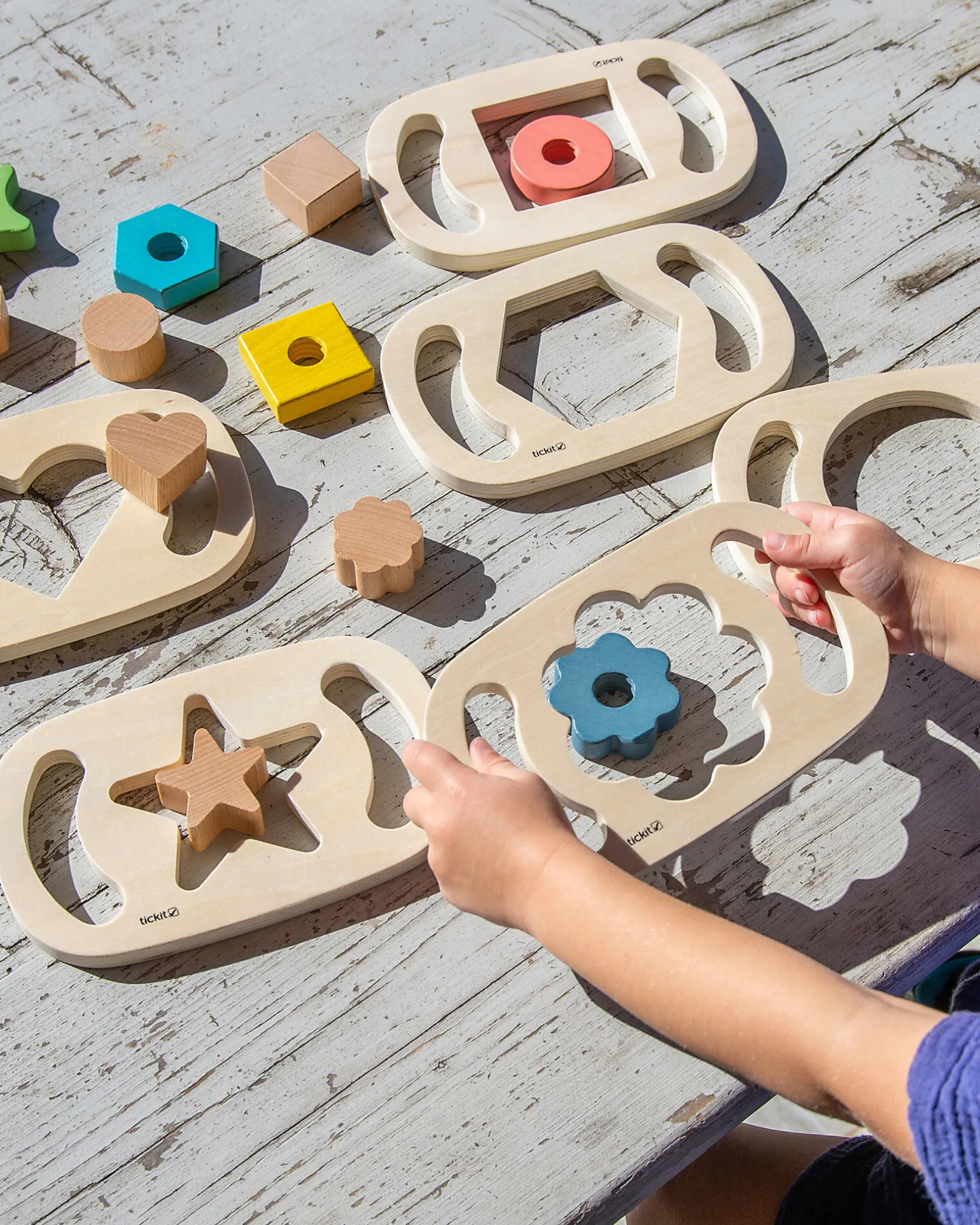 Set 6 Giochi Sensoriali in Legno di Gomma FSC - Forme Geometriche - Easy Hold - 12m+