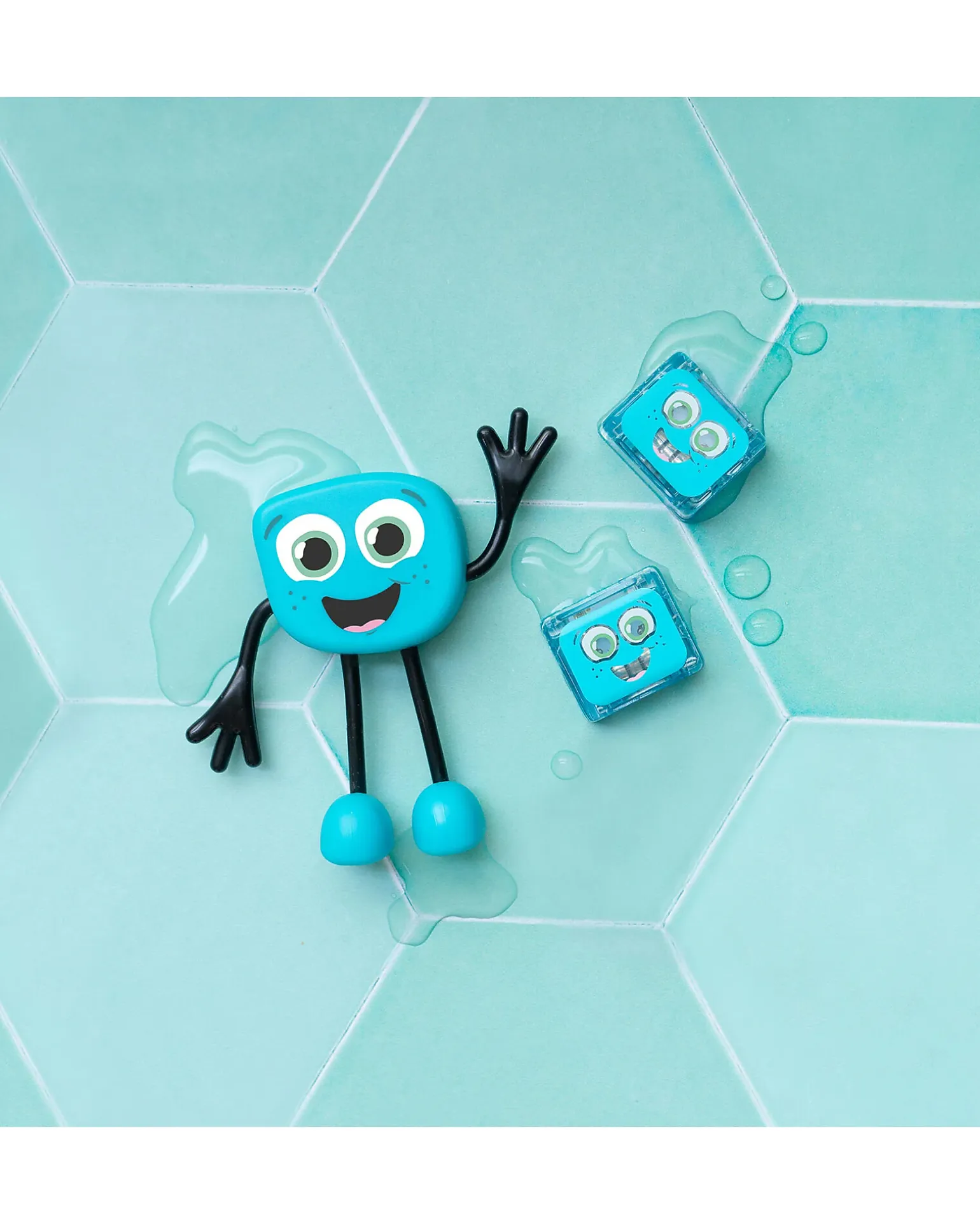 Set Personaggio Blair - con 2 Cubi Inclusi - Azzurro - Adatto da 3 anni - 100% Plastica Riciclata