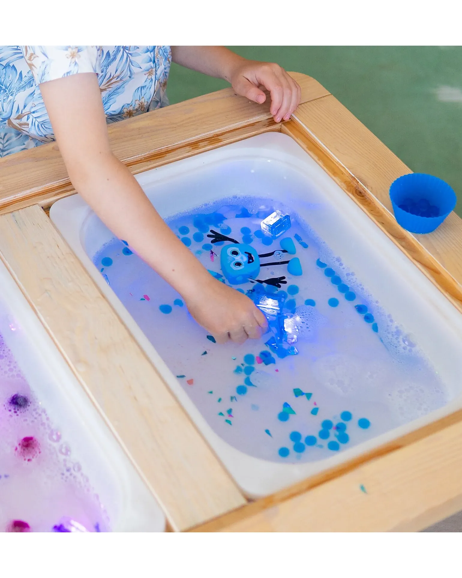 Set Personaggio Blair - con 2 Cubi Inclusi - Azzurro - Adatto da 3 anni - 100% Plastica Riciclata