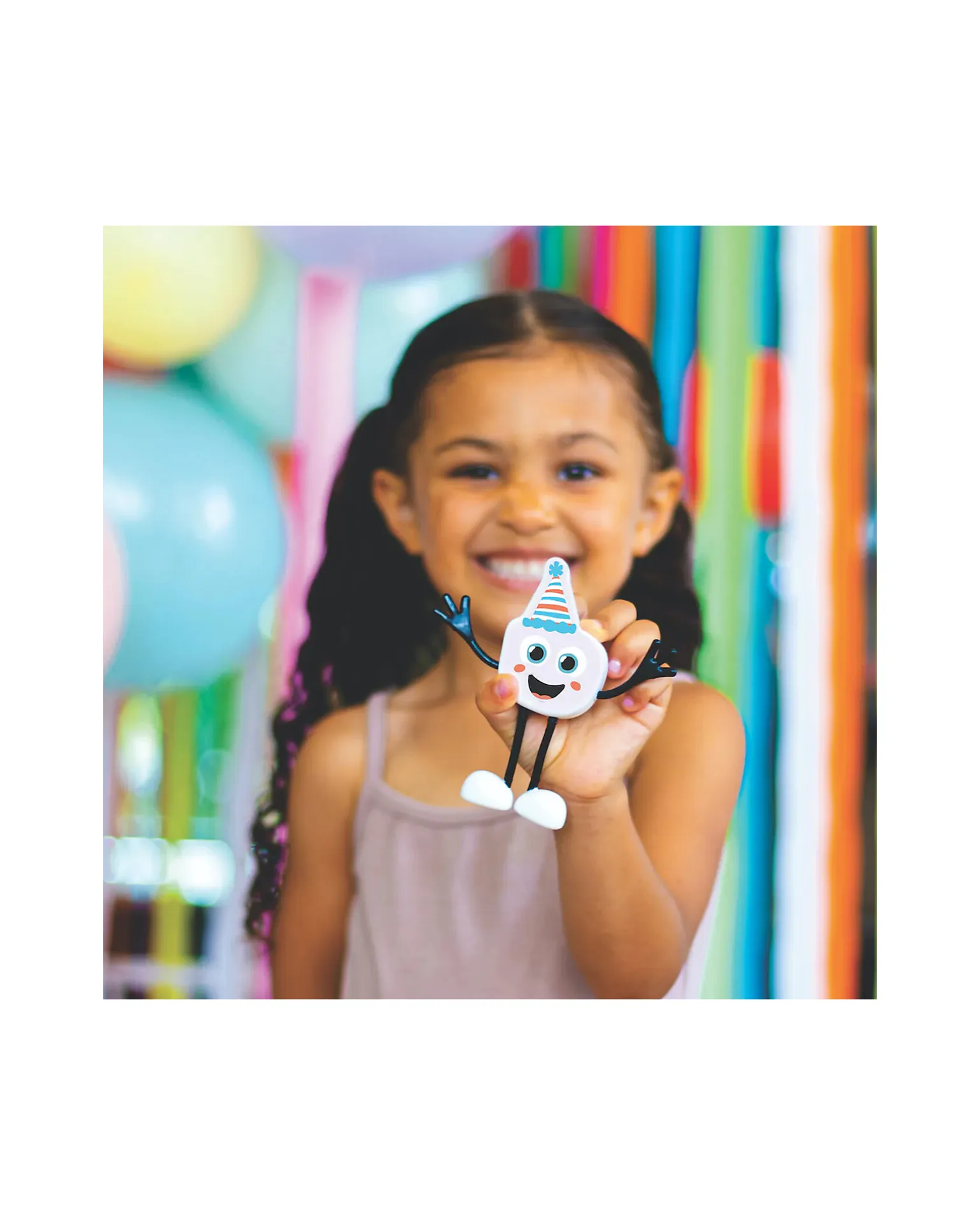 Set Personaggio Party Pal - con 2 Cubi Inclusi - Bianco - Adatto da 3 anni - 100% Plastica Riciclata