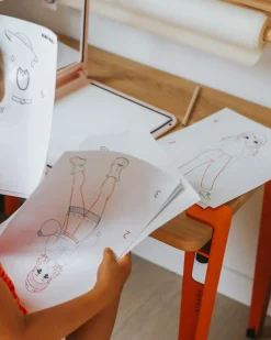Tavola Luminosa per Disegno e Scrittura - Moda - Creatività e Divertimento per Bambini - 5+ anni