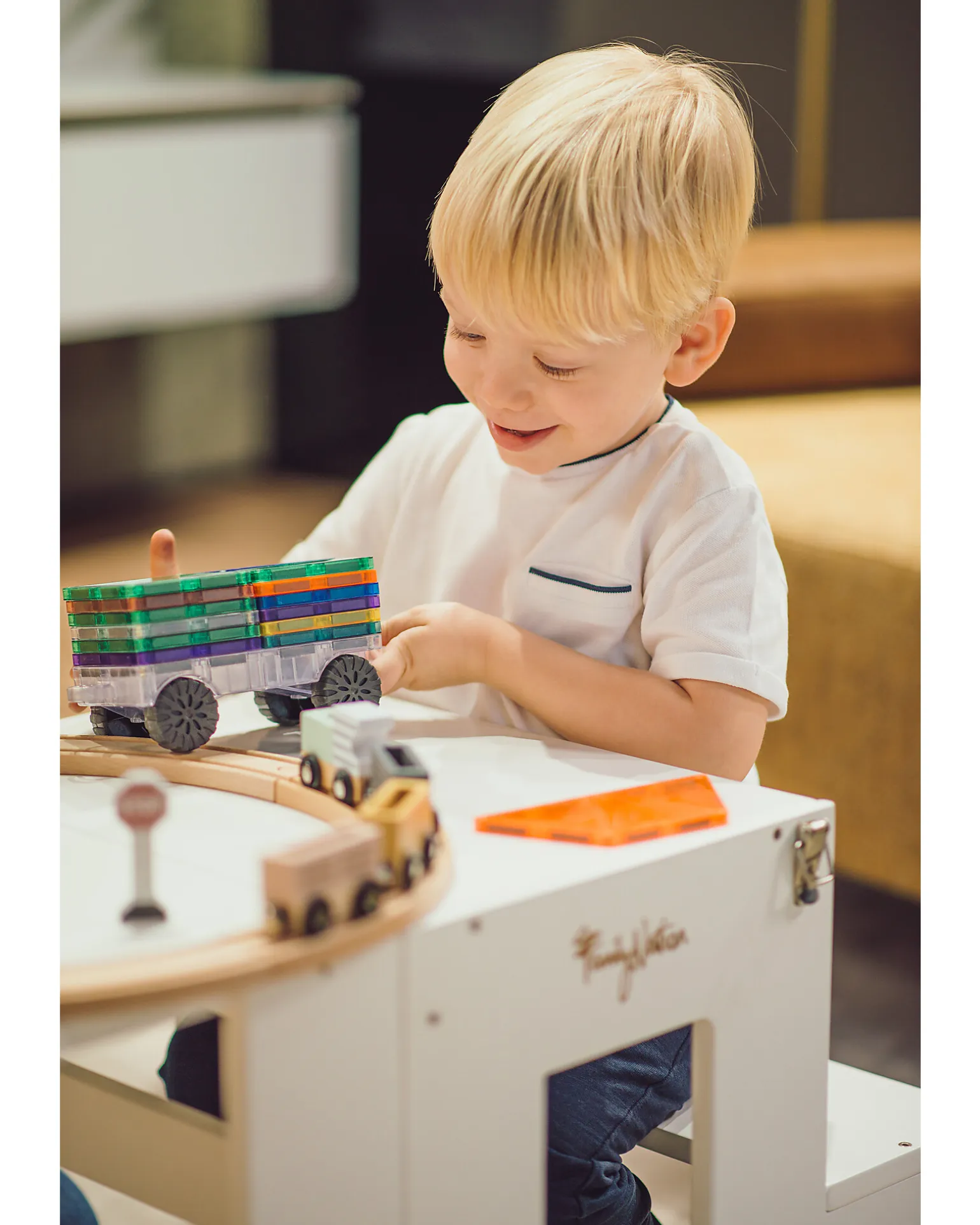 Torre Montessori 2 in 1 - Bianco - Convertibile in Tavolo+Sedia
